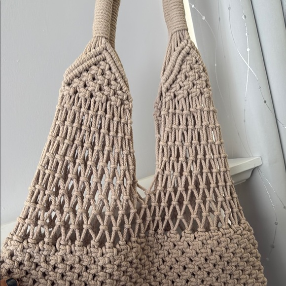 La Regale Tan Macrame Shoulder Bag with Fringe Detail - Picture 5 of 12